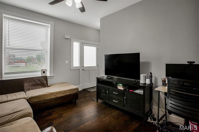 3857 Virginia Avenue, St Louis, MO 63118