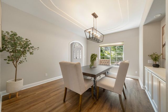 108 Brugler Ct, Folsom, CA 95630
