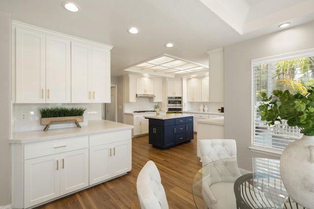 108 Brugler Ct, Folsom, CA 95630