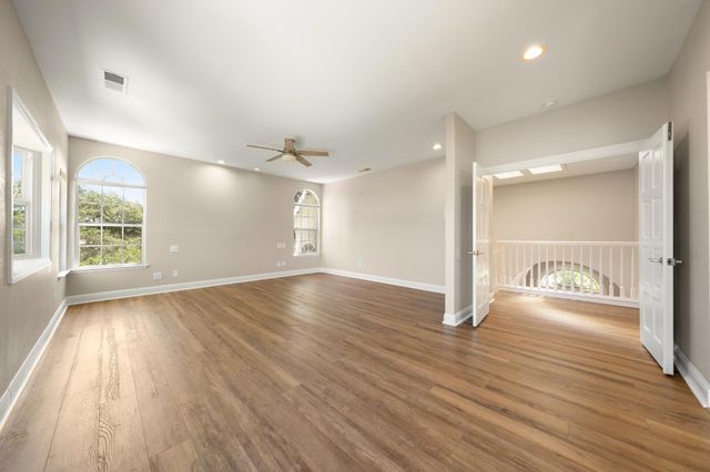 108 Brugler Ct, Folsom, CA 95630