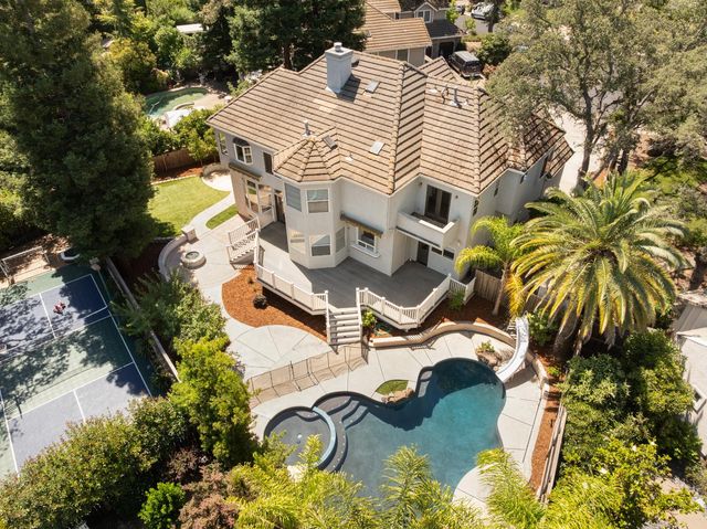 108 Brugler Ct, Folsom, CA 95630