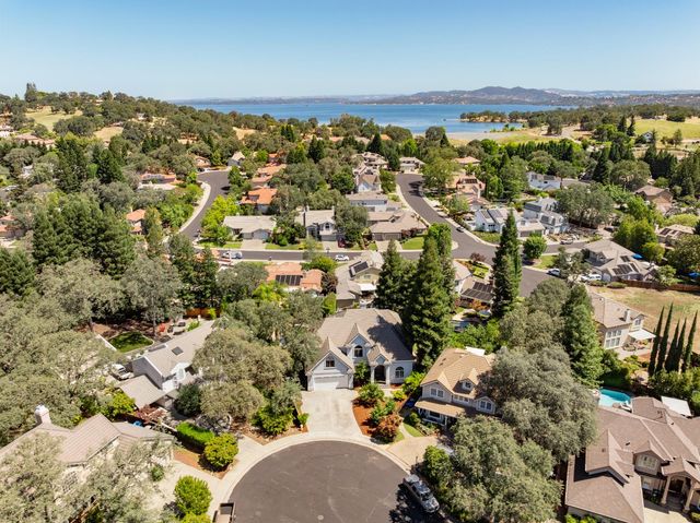 108 Brugler Ct, Folsom, CA 95630