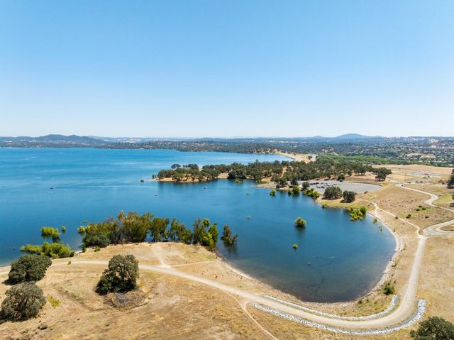 108 Brugler Ct, Folsom, CA 95630