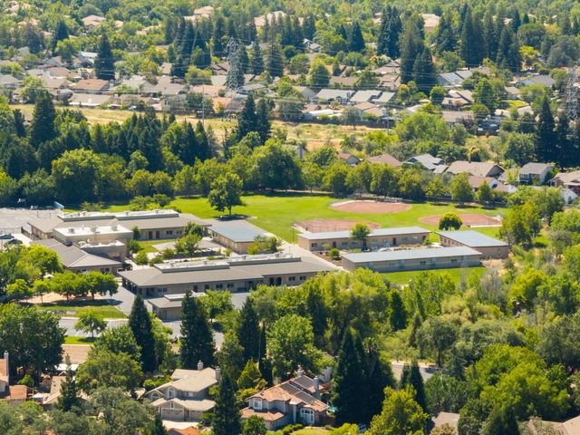 108 Brugler Ct, Folsom, CA 95630