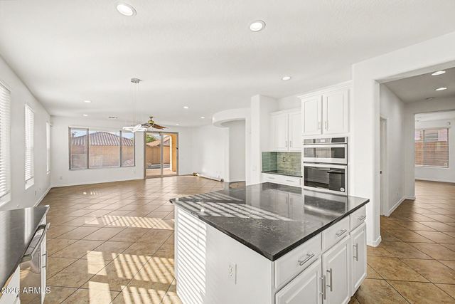 27416 N 53RD Drive, Phoenix, AZ 85083