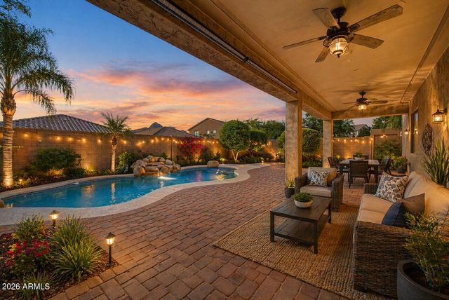 27416 N 53RD Drive, Phoenix, AZ 85083