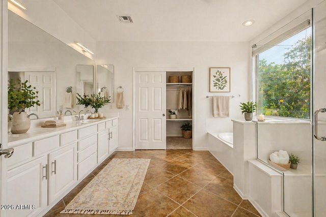 27416 N 53RD Drive, Phoenix, AZ 85083