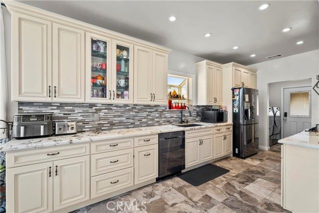 15358 Cohasset, Van Nuys (los Angeles), CA 91406