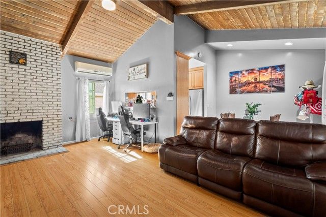 15358 Cohasset, Van Nuys (los Angeles), CA 91406