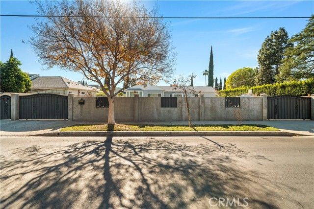 15358 Cohasset, Van Nuys (los Angeles), CA 91406