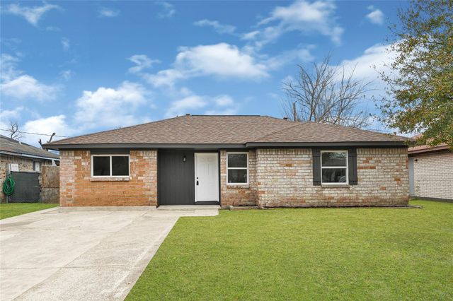 631 Branding Iron Lane Lane, Houston, TX 77060