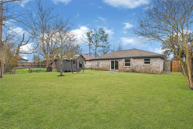 631 Branding Iron Lane Lane, Houston, TX 77060