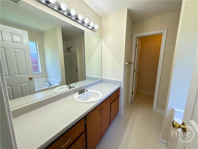 144 Mills Run Drive, Savannah, GA 31405