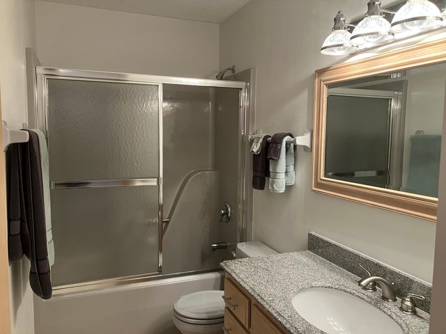 1500 Viola Road NE, Rochester, MN 55906