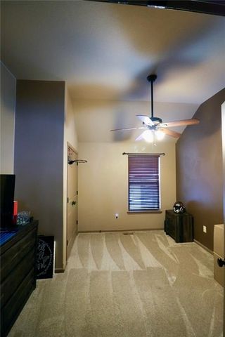 21805 E 32nd Terrace S, Independence, MO 64057