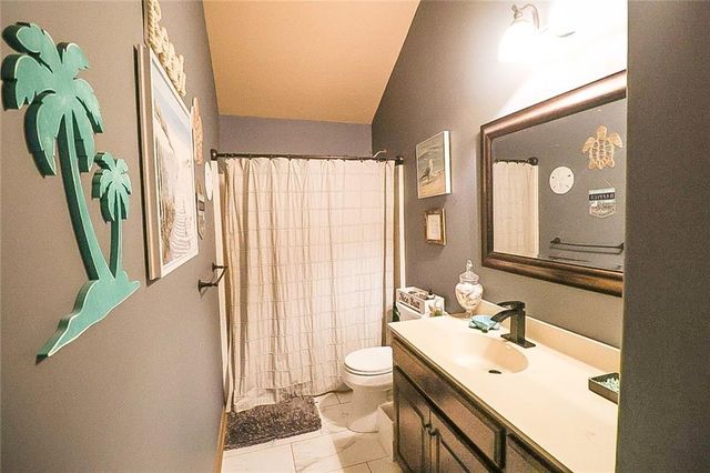 21805 E 32nd Terrace S, Independence, MO 64057