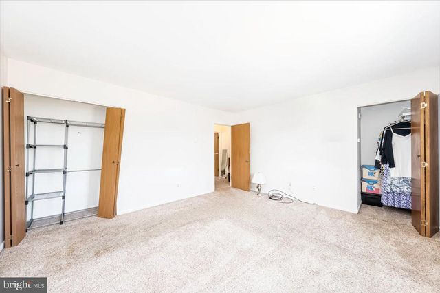 33-33A W PENNSYLVANIA AVE, Stewartstown, PA 17363
