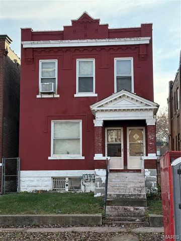 4146 Labadie Avenue, St Louis, MO 63115