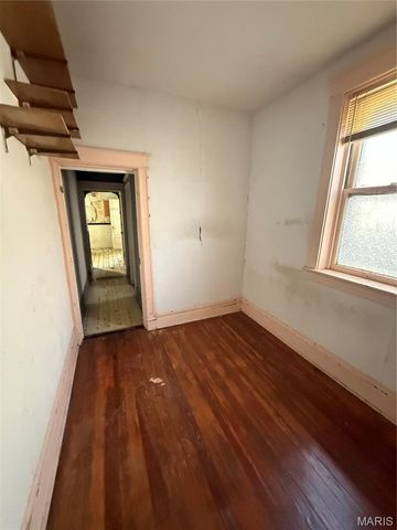 4146 Labadie Avenue, St Louis, MO 63115