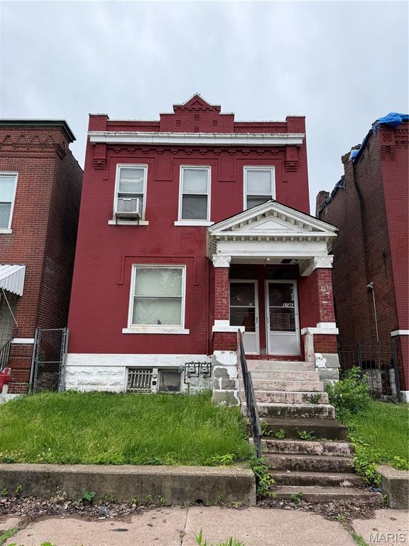 4146 Labadie Avenue, St Louis, MO 63115