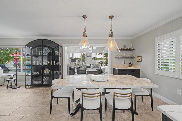 704 BAYSHORE DRIVE, Tarpon Springs, FL 34689