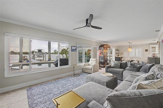 704 BAYSHORE DRIVE, Tarpon Springs, FL 34689