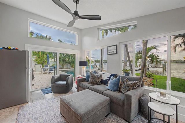 704 BAYSHORE DRIVE, Tarpon Springs, FL 34689