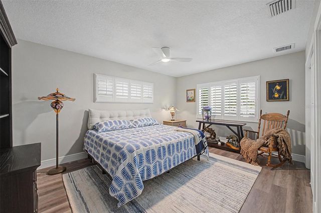 704 BAYSHORE DRIVE, Tarpon Springs, FL 34689