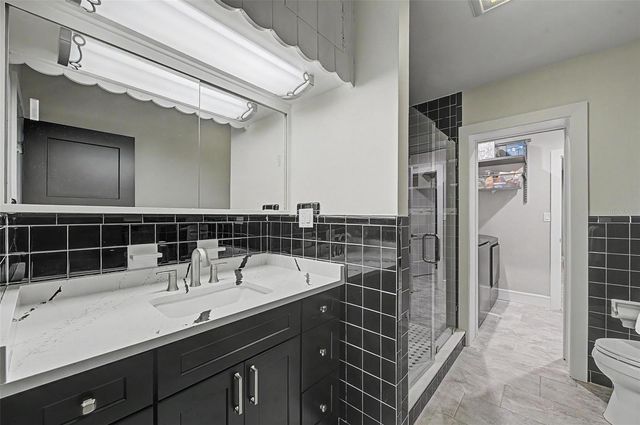 704 BAYSHORE DRIVE, Tarpon Springs, FL 34689