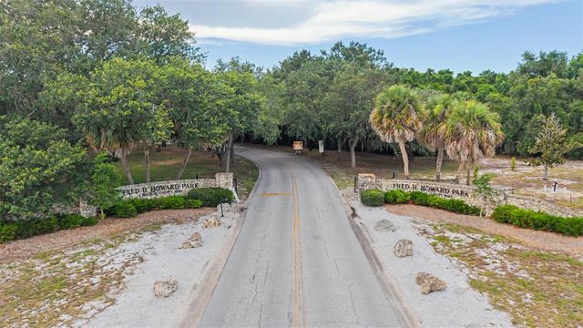 704 BAYSHORE DRIVE, Tarpon Springs, FL 34689