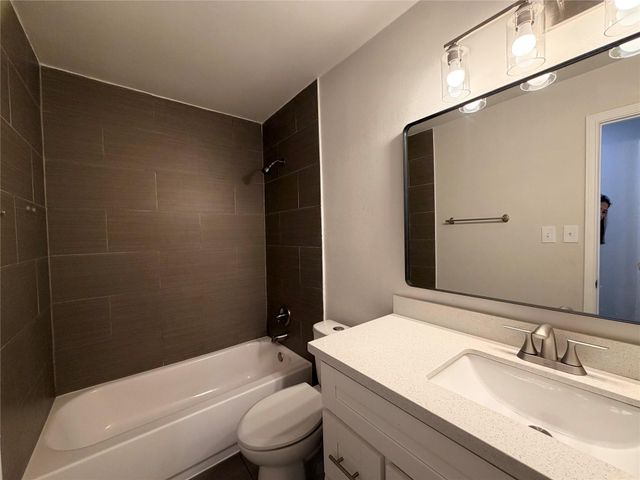 10810 Calcite TRL, Austin, TX 78750