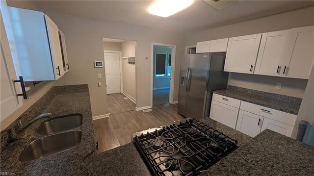 4314 King ST, Portsmouth, VA 23707