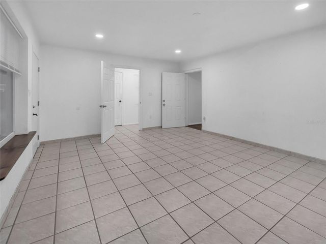 2600 EUSTON ROAD, Winter Park, FL 32789