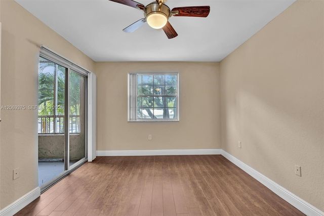 2850 N Oakland Forest Drive 208, Oakland Park, FL 33309
