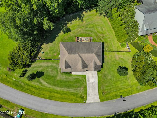303 Calico Drive, New Bern, NC 28560