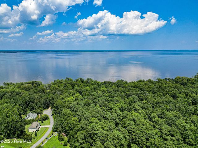303 Calico Drive, New Bern, NC 28560