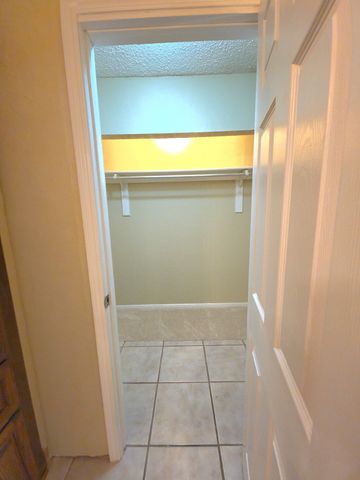 1308 Memory Lane 5111, Arlington, TX 76011