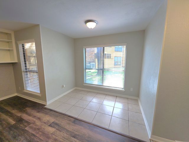 1308 Memory Lane 5111, Arlington, TX 76011