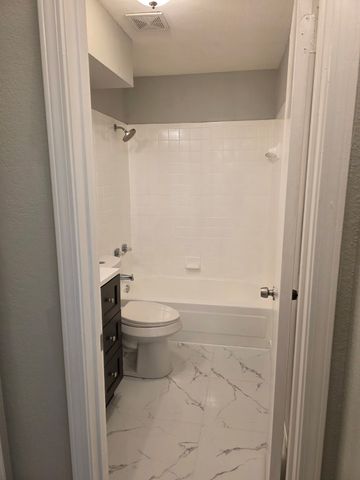 1308 Memory Lane 5111, Arlington, TX 76011