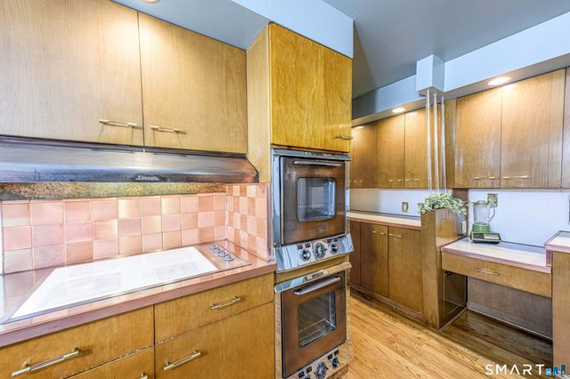 821 Townsend Avenue, New Haven, CT 06512