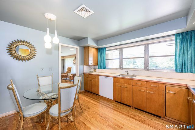 821 Townsend Avenue, New Haven, CT 06512