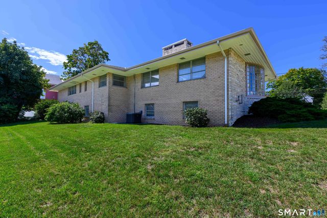 821 Townsend Avenue, New Haven, CT 06512