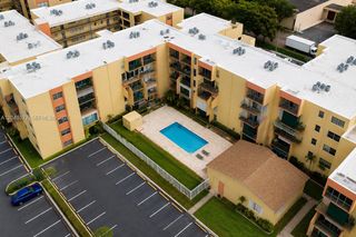1975 W 44th Pl 310, Hialeah, FL 33012