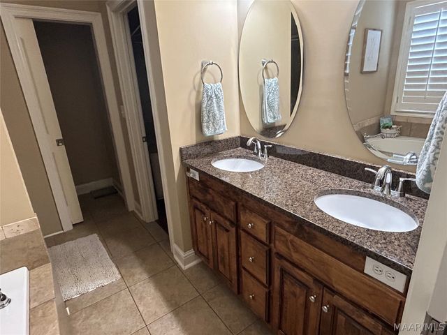 110 WRIGHTSBURG Circle, Wetumpka, AL 36093