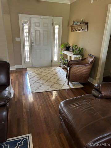 110 WRIGHTSBURG Circle, Wetumpka, AL 36093