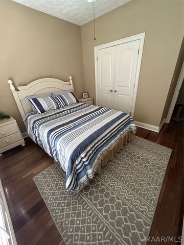 110 WRIGHTSBURG Circle, Wetumpka, AL 36093