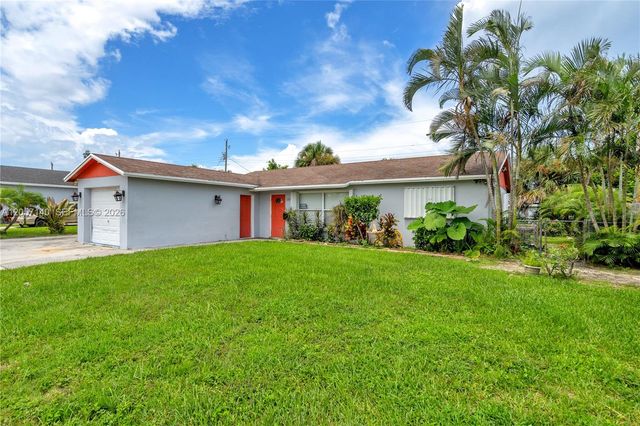 1320 W 26th Ct, Riviera Beach, FL 33404