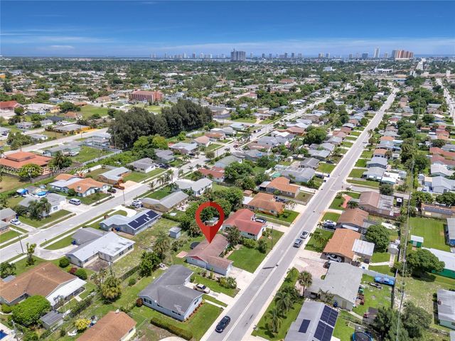 1320 W 26th Ct, Riviera Beach, FL 33404