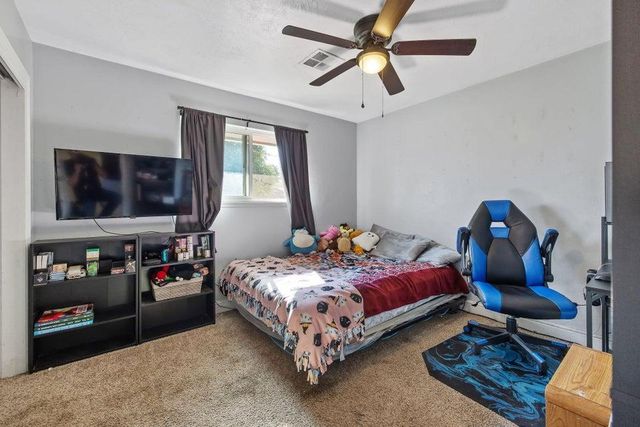 3312 W Cutler Avenue, Visalia, CA 93277