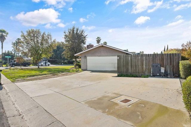 3312 W Cutler Avenue, Visalia, CA 93277